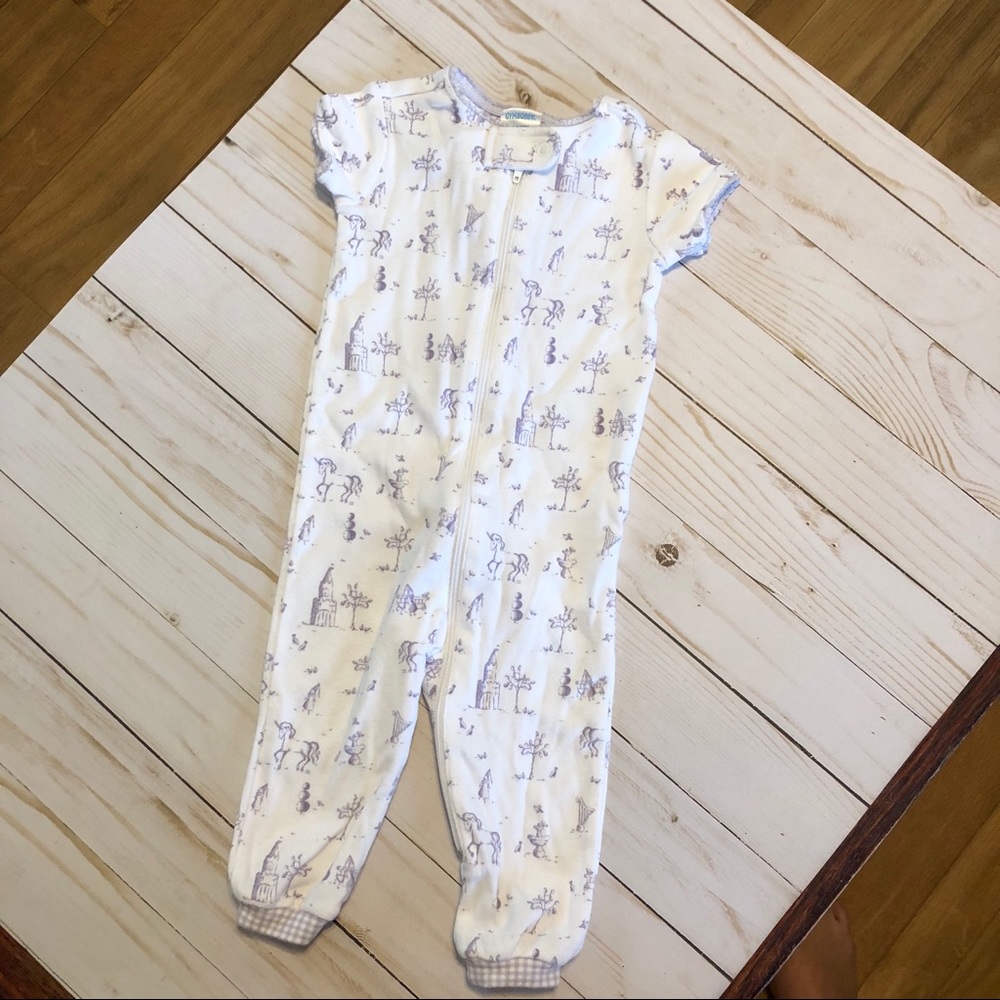 Short sleeve sleep and play